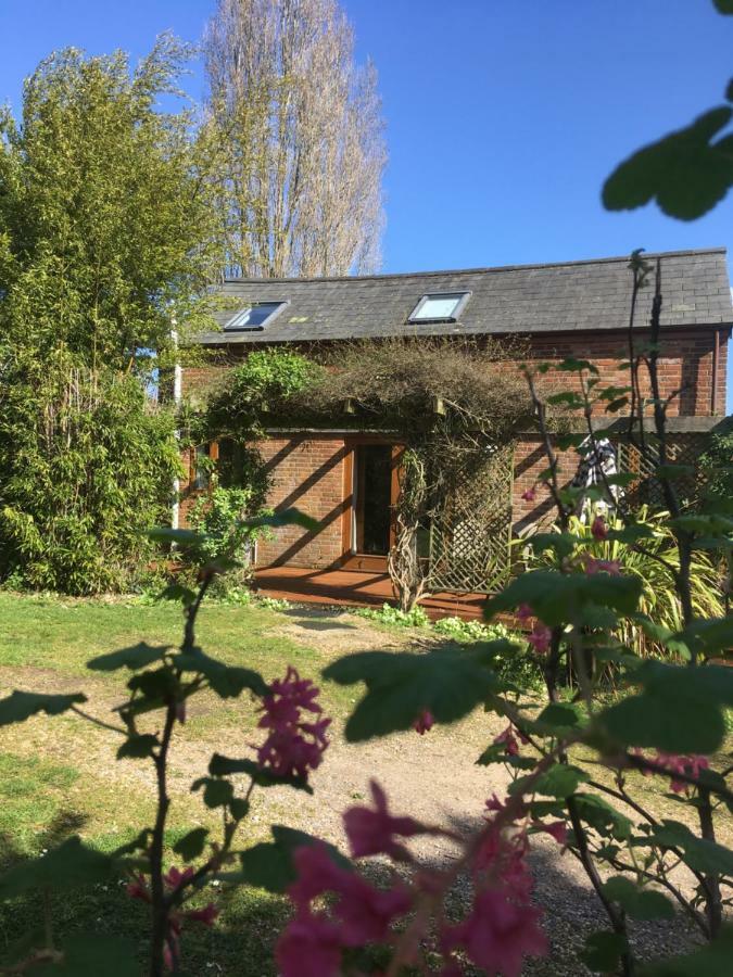 Villa Ralph'S Barn Newport  Esterno foto