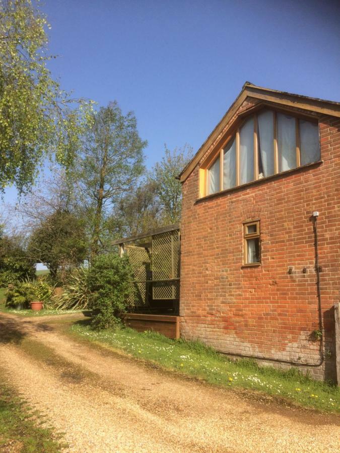 Villa Ralph'S Barn Newport  Esterno foto